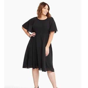 Torrid GEORGETTE LACE UP BACK MIDI DRESS Sz 18